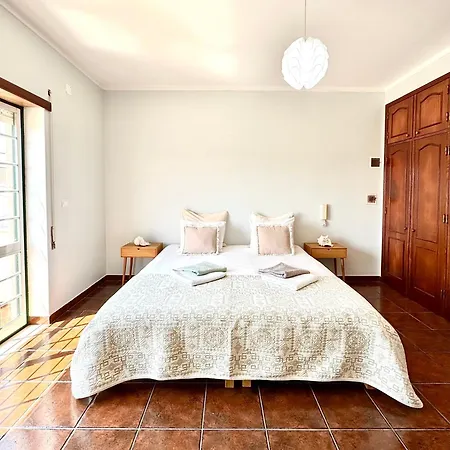 Apartamento Porto Batel Family&friends House Atouguia Da Baleia